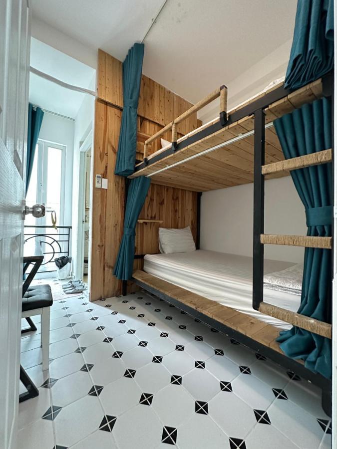 Vika Homestay Хошимин Экстерьер фото