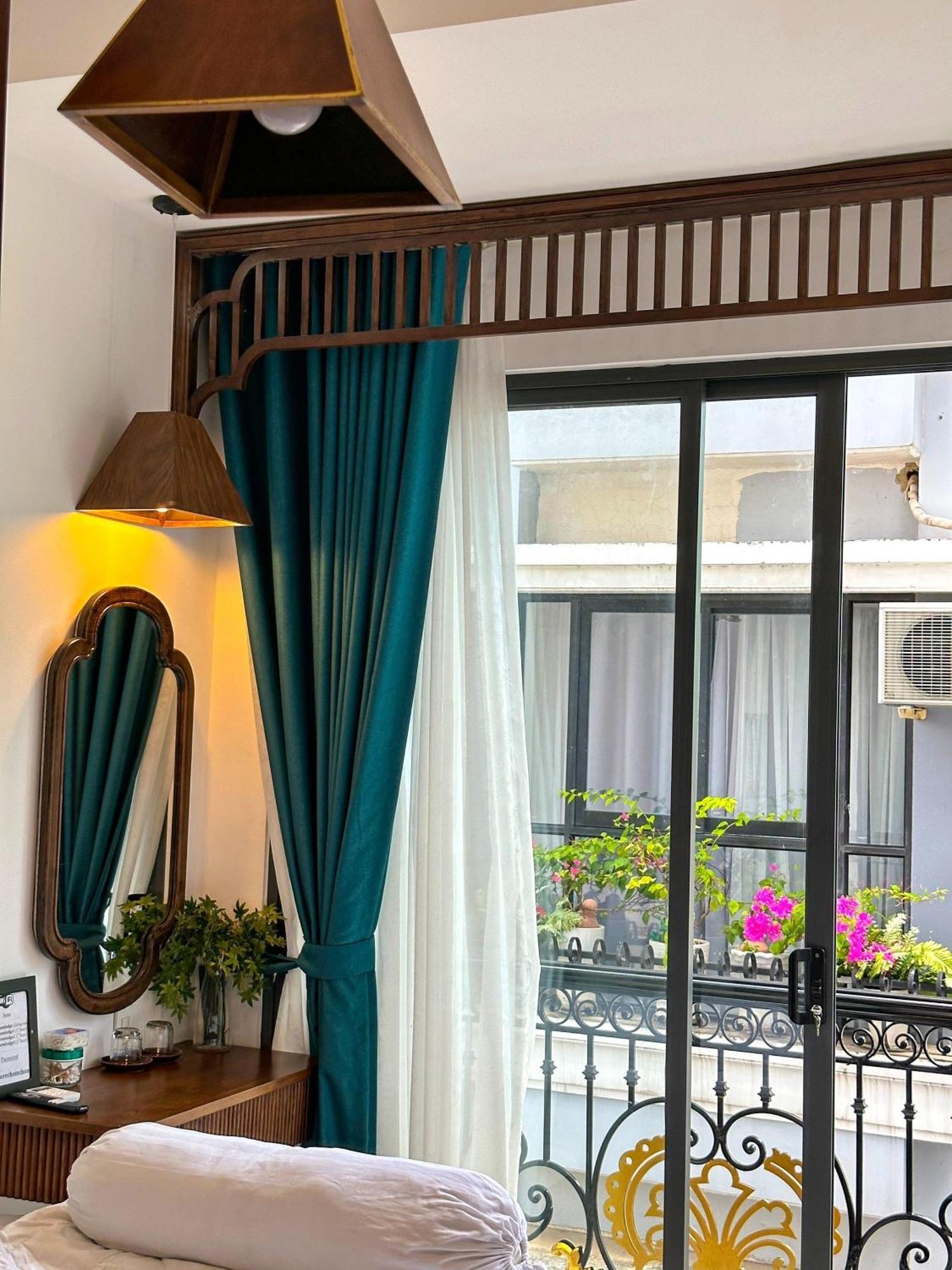 Vika Homestay Хошимин Экстерьер фото
