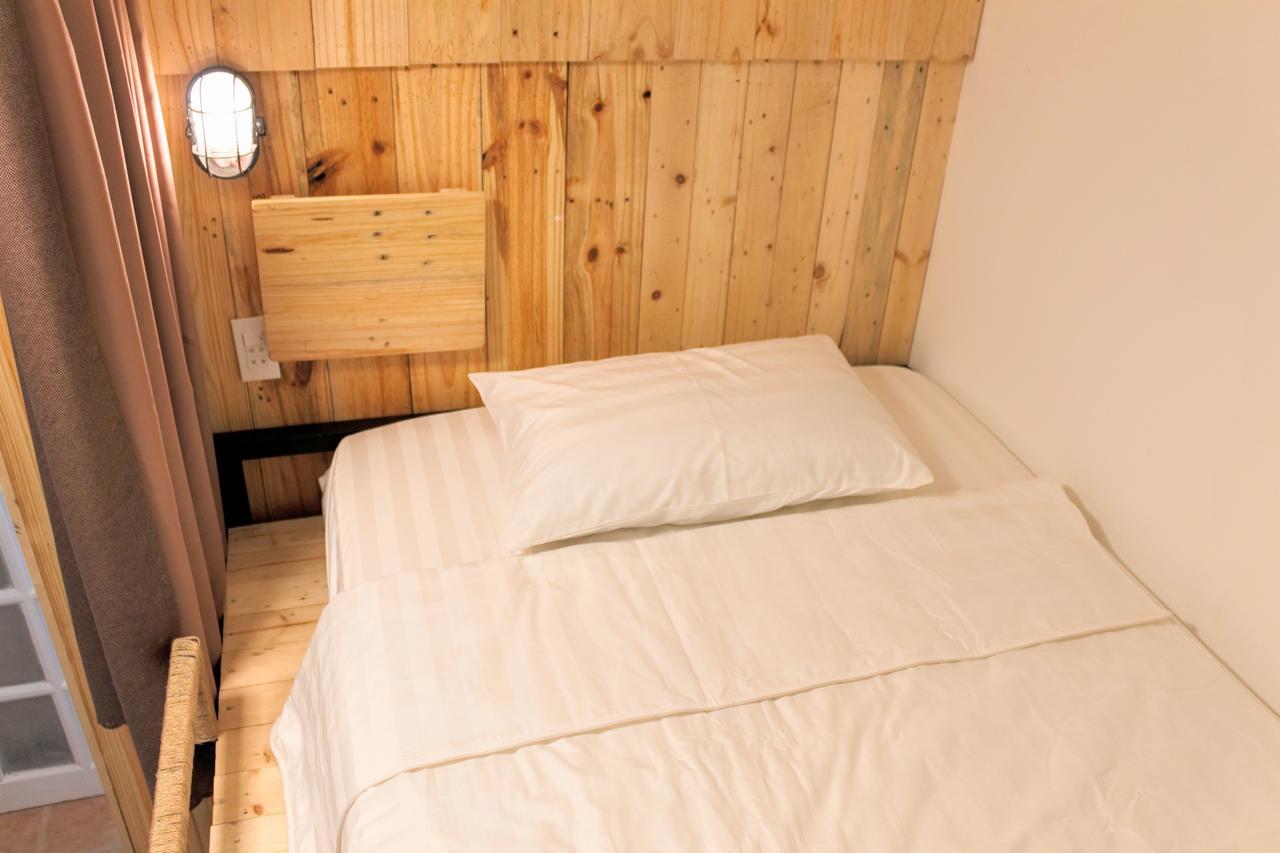 Vika Homestay Хошимин Экстерьер фото
